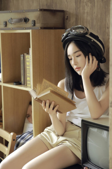 女式开襟睡衣裙子做双人运动